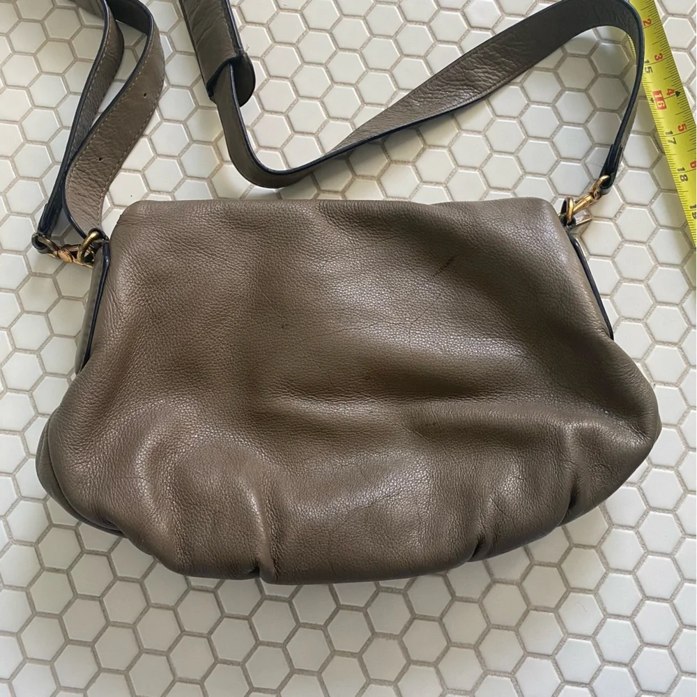 MARC BY MARC JACOBS | New Q Natasha Shoulder Crossbody Flap Bag Shoulder Pad - Picture 10 of 11